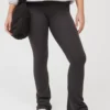 OFFLINE By Aerie Real Me Xtra Bootcut Legging 2 OFFLINE By Aerie Real Me Xtra Bootcut Legging -Summer Apparel Store 0449 5962 005 l1