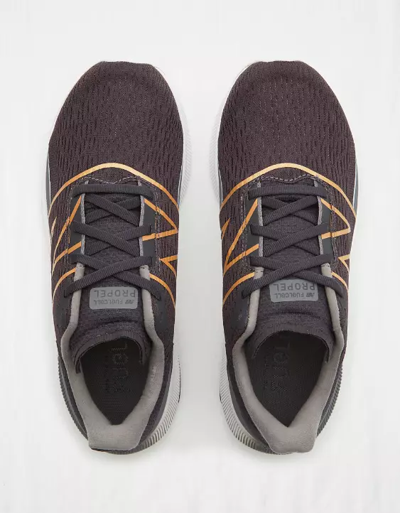 Aerie New Balance Fuelcell Propel V2 Sneaker 4 Aerie New Balance Fuelcell Propel V2 Sneaker - Image 2
