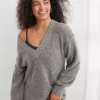 Aerie Oversized V-Neck Sweater 2 Aerie Oversized V-Neck Sweater -Summer Apparel Store 0745 3091 030 of