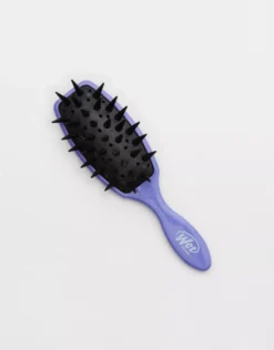 Aerie Wet Brush Treatment Brush