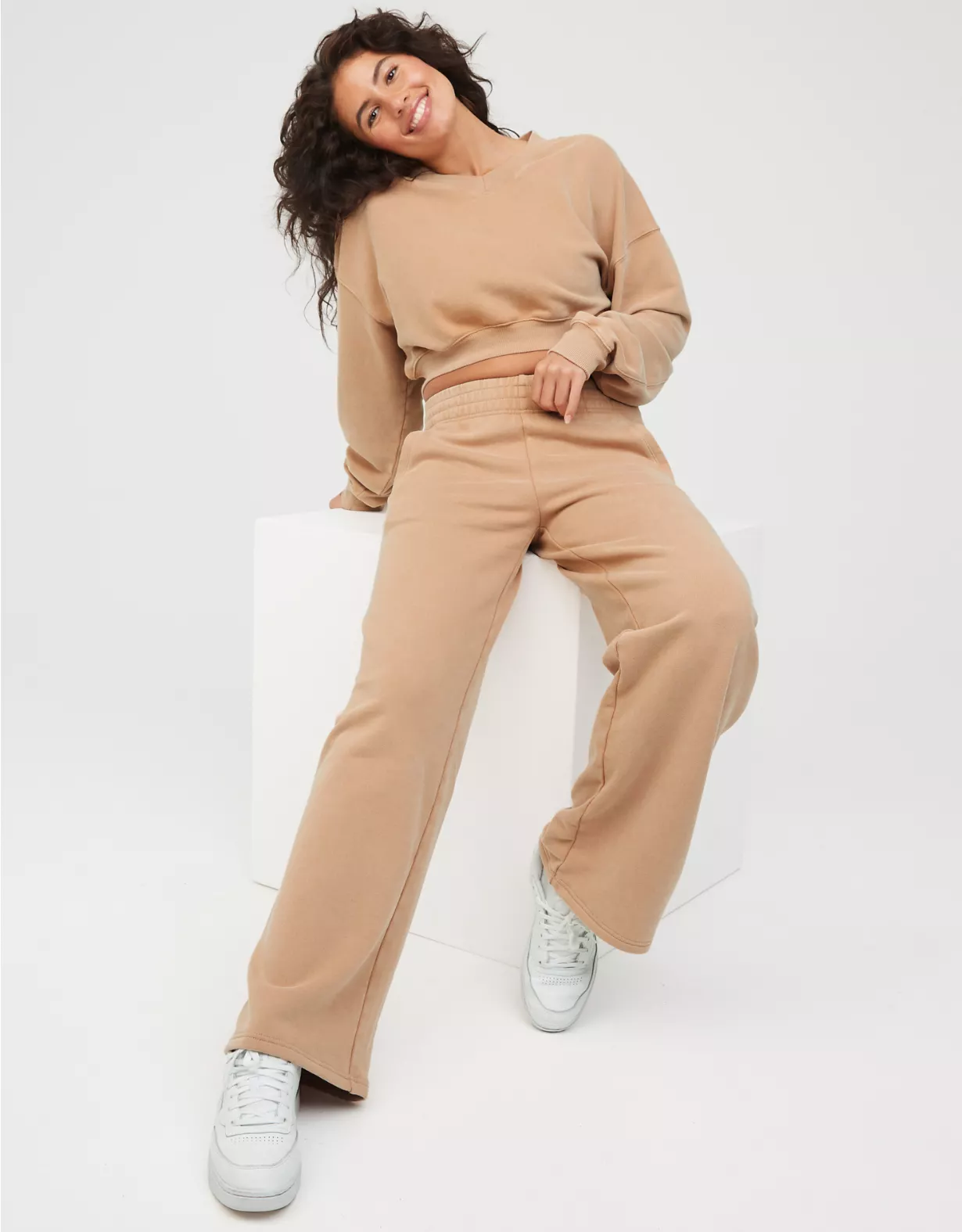 OFFLINE By Aerie Throw-Back Fleece Wide Leg Pant 3 OFFLINE By Aerie Throw-Back Fleece Wide Leg Pant