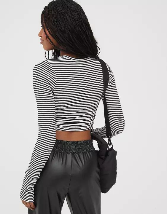 OFFLINE By Aerie Thumbs Up Long Sleeve Ruched T-Shirt 4 OFFLINE By Aerie Thumbs Up Long Sleeve Ruched T-Shirt - Image 2