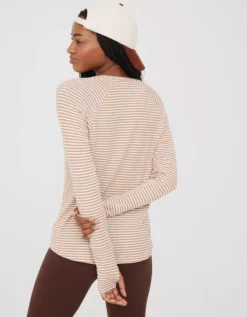 OFFLINE By Aerie Thumbs Up Ribbed Long Sleeve T-Shirt -Summer Apparel Store 2162 1529 158 ob